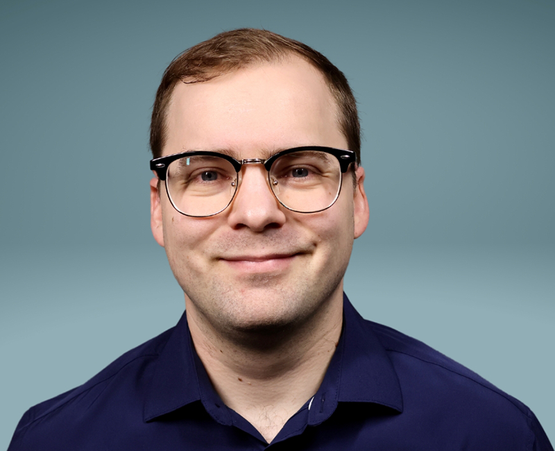 Dustin Jeffords  - PR Intern Lee Andrews Group